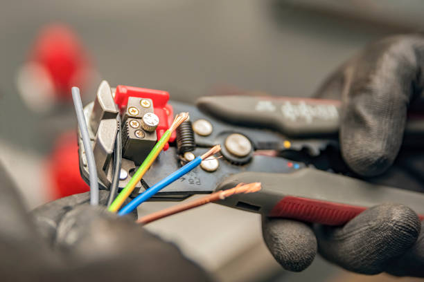 Best Electrical Repair Services  in Middletown, OH